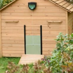 Brinsea Automatische Hokopener ChickSafe Advance -Excellent || Trixie Winkel brinsea automatische hokopener chicksafe advance 2