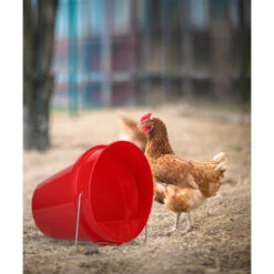 Gaun Pluimvee Drinkemmer Kunststof 6 L Red -Excellent || Trixie Winkel gaun pluimvee drinkemmer kunststof 6 l red 1